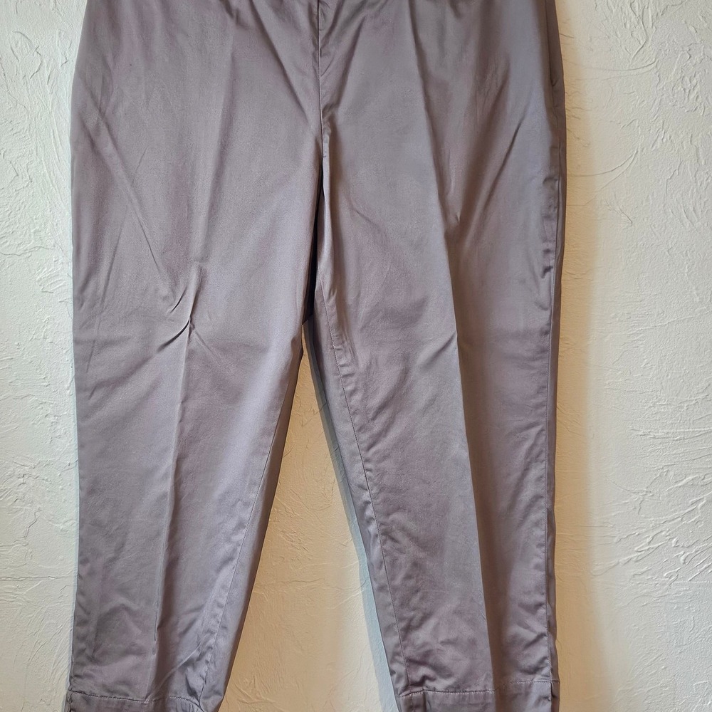 Coldwater Creek Natural Fit Straight Leg Cropped Khaki Pants